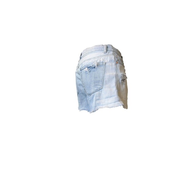 Mudd Shorts Women 7 Blue Distressed Denim Mid Rise (W26 L3) - Picture 3 of 13